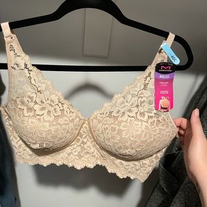 NWT Maidenform Lace Bra Size 40C